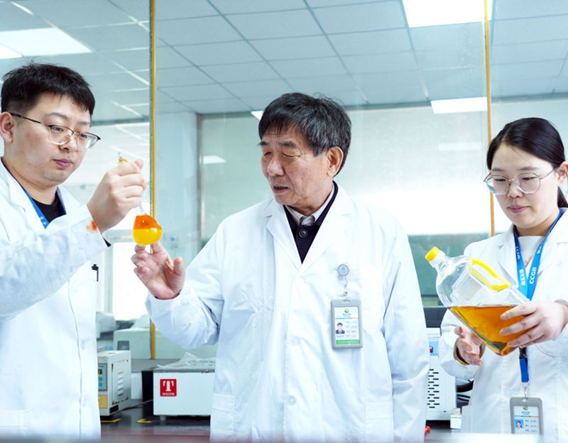 【河北日报】小县城引才留才难题怎么解？全国人大代表卢庆国以实践作答：一次调研催生“人才三策”